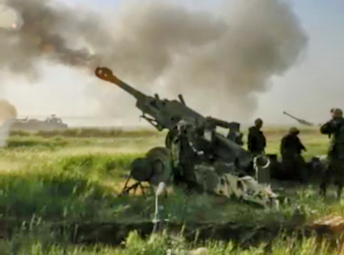 11th Marines Artillery Cannon Fire Iraq