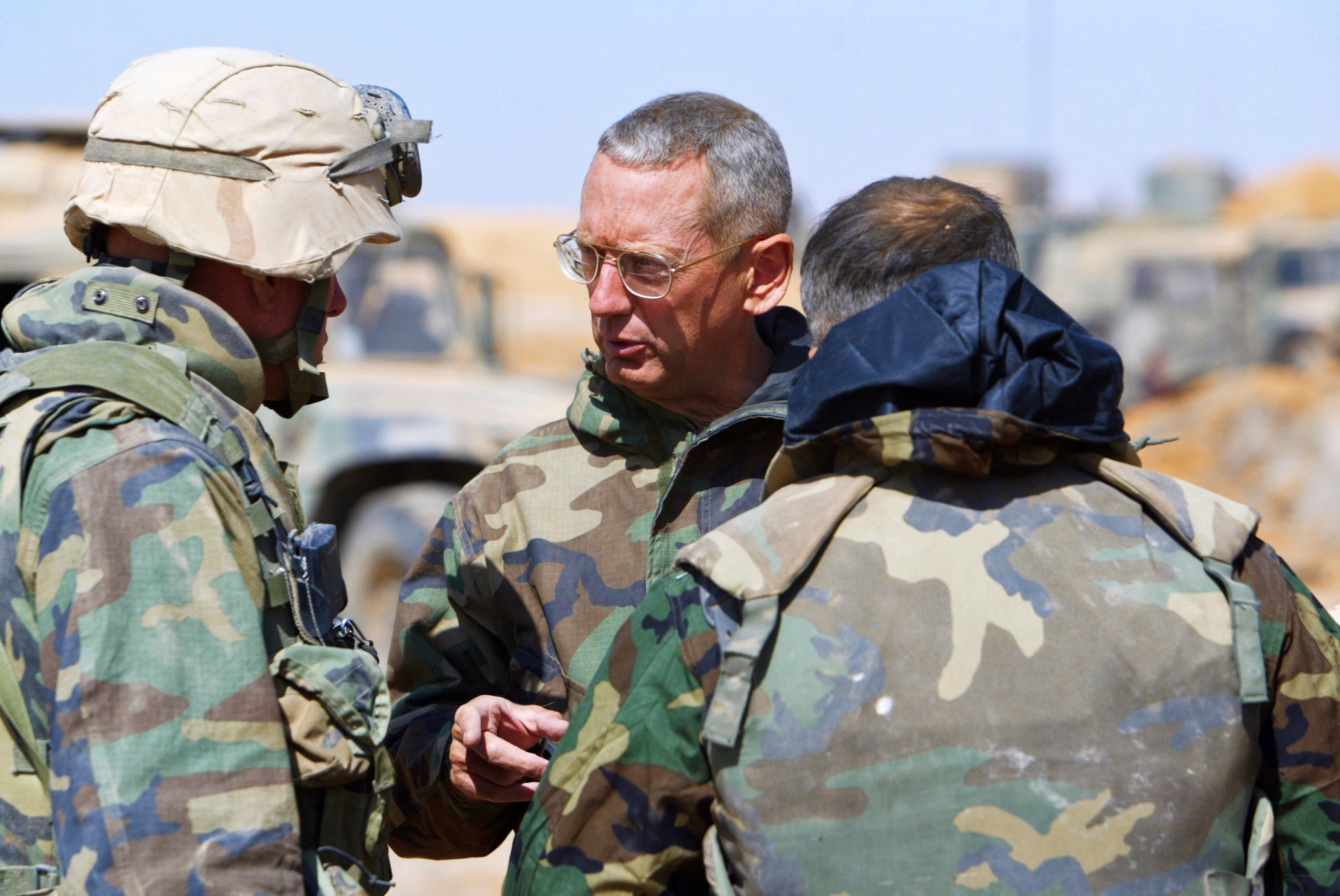 General James Mattis 1st Marine Division talking to Marines in Iraq