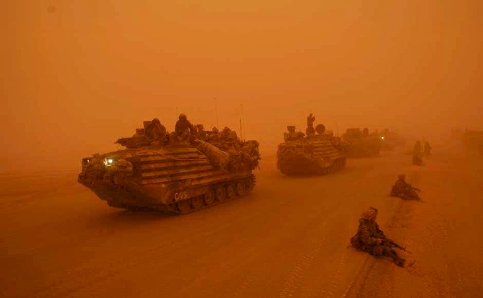 Tanks Iraq Sandstorm